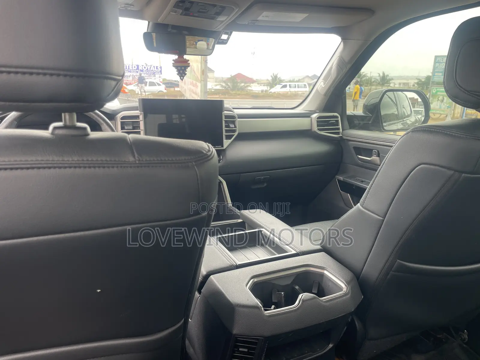 Toyota Tundra Hybrid 2024 Black
