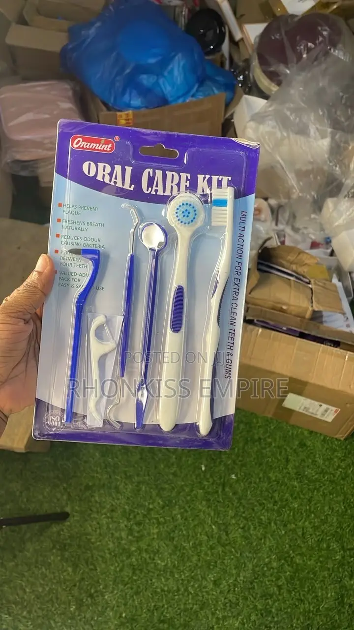6pcs Oral Care Kit