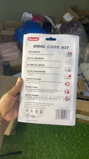 6pcs Oral Care Kit