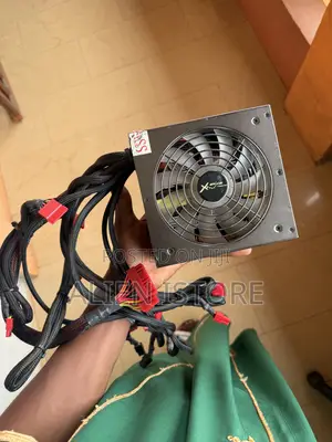 650 Watts Power Suply