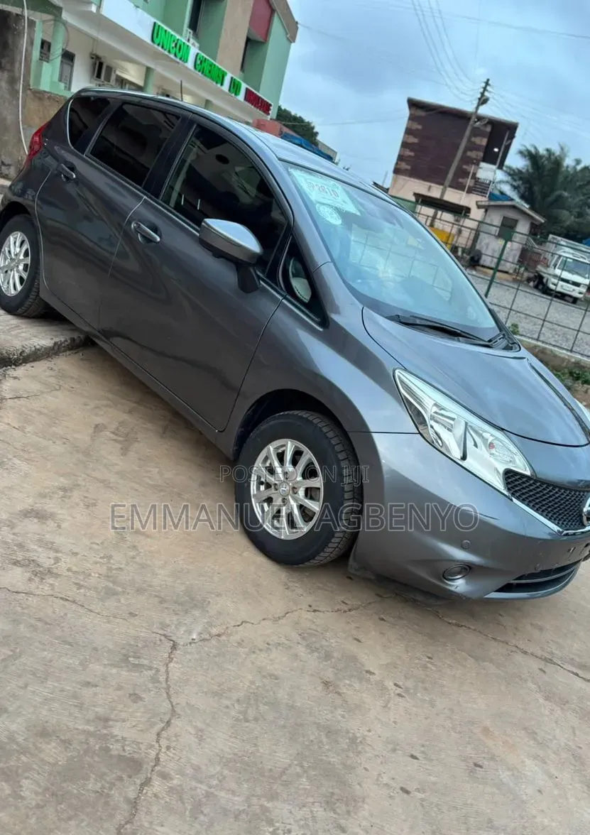 Nissan Note 2013 Silver