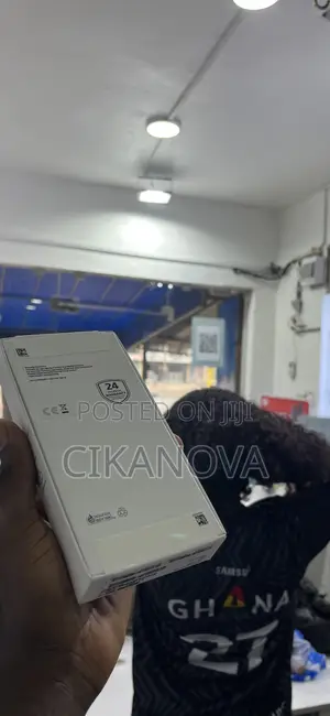 New Samsung Galaxy A17 5G 128 GB Black