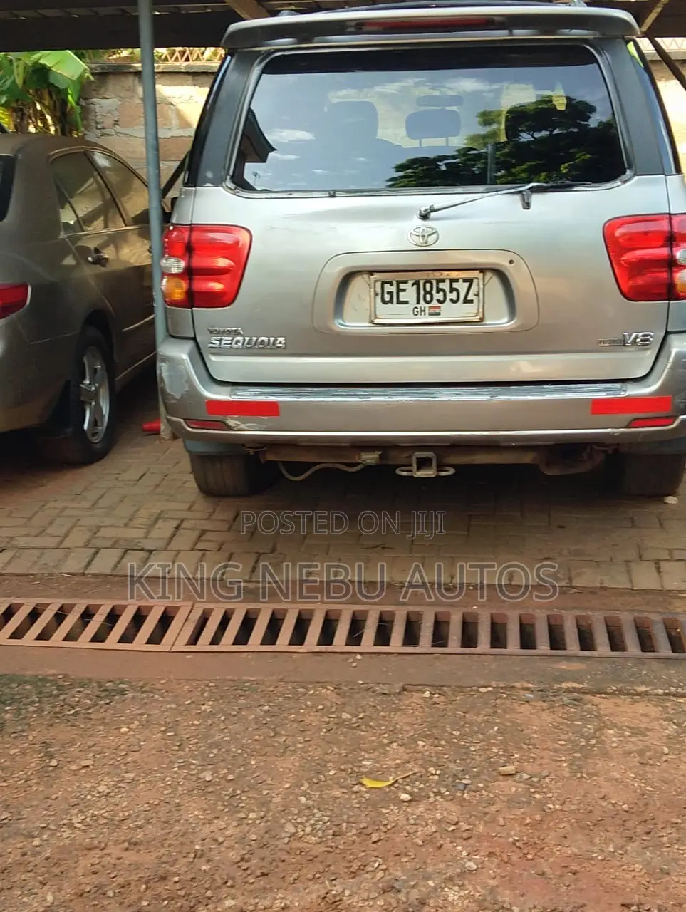 Toyota Sequoia Limited 4dr SUV (4.7L 8cyl 4A) 2004 Silver
