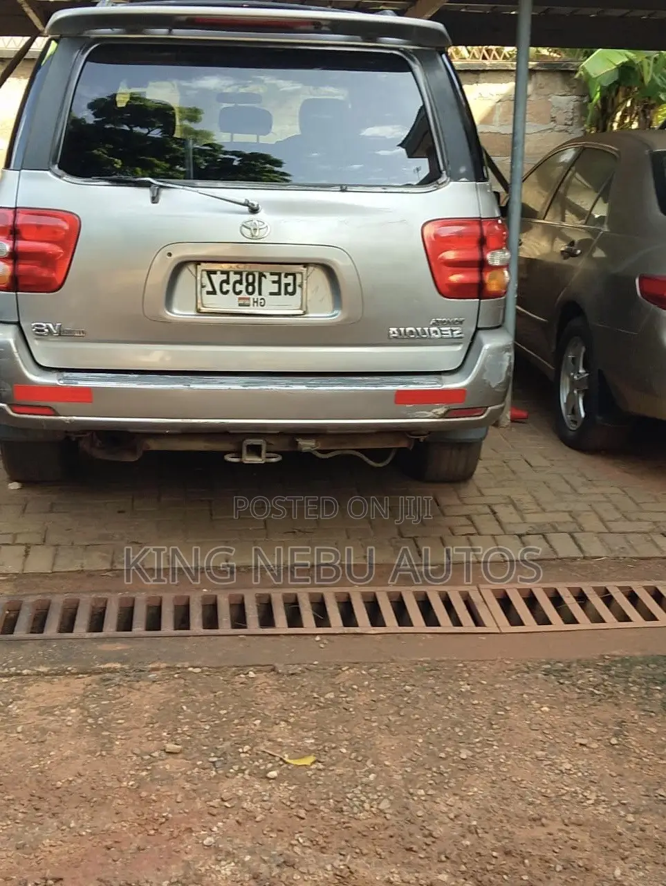 Toyota Sequoia Limited 4dr SUV (4.7L 8cyl 4A) 2004 Silver