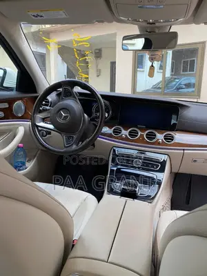 Mercedes-Benz E300 4Matic AWD Sedan (2.0L 4cyl 9A) 2017 White