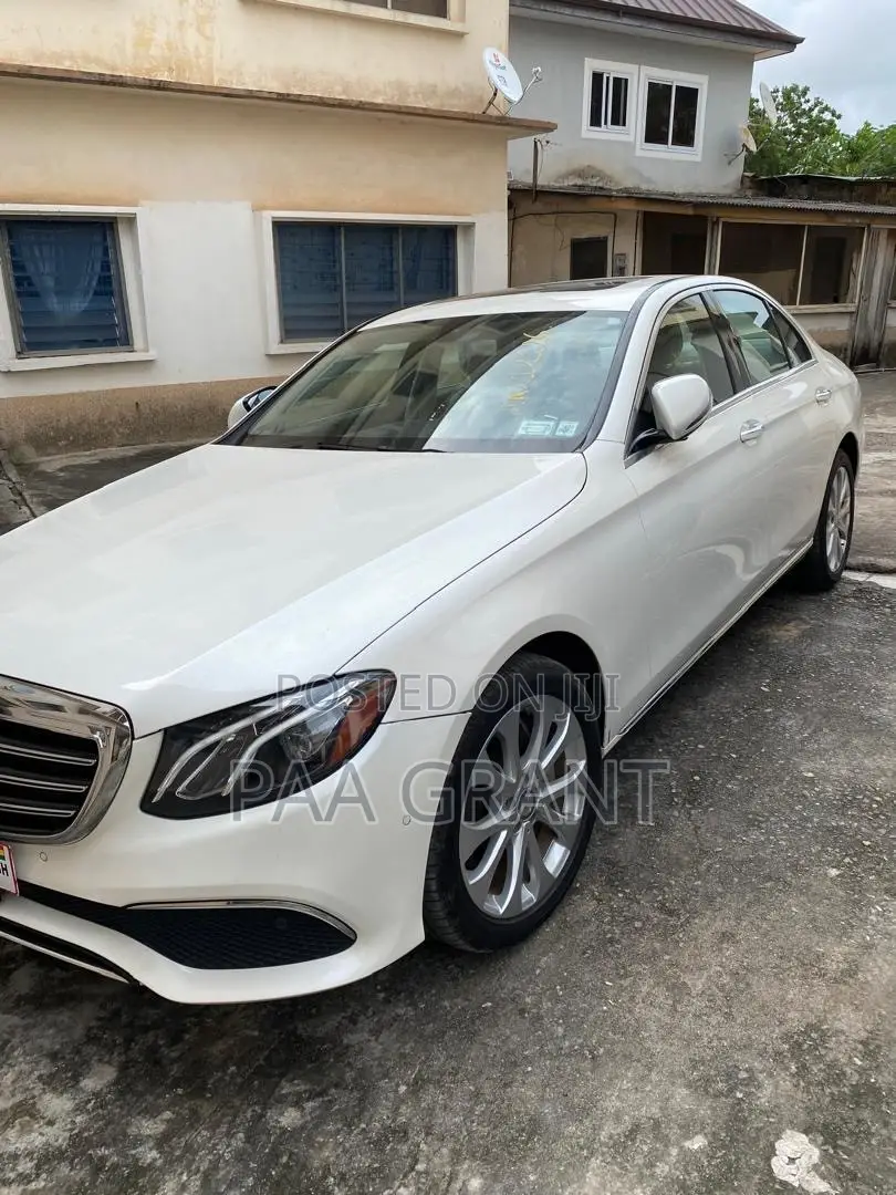 Mercedes-Benz E300 4Matic AWD Sedan (2.0L 4cyl 9A) 2017 White