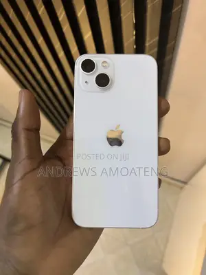 Apple iPhone 13 128 GB White