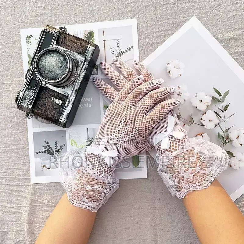 Hand Gloves