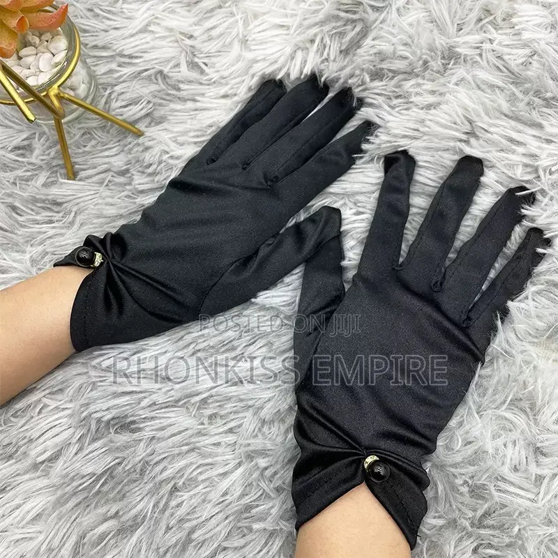 Hand Gloves