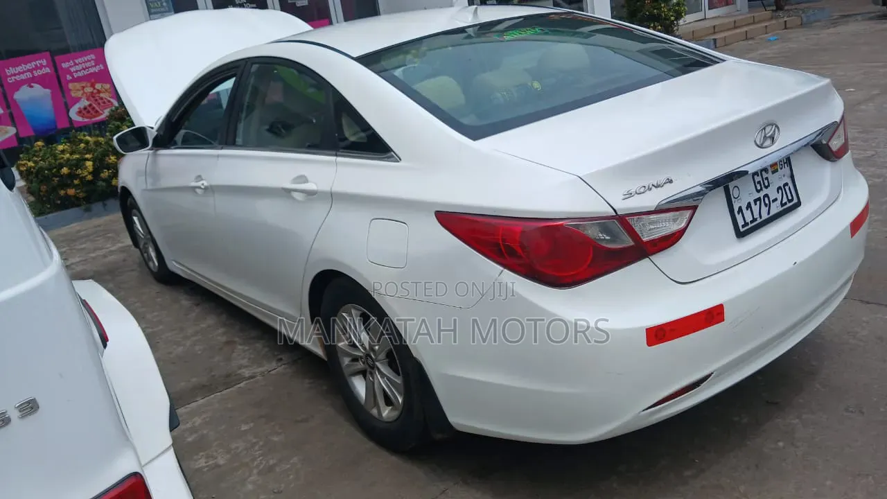 Hyundai Sonata 2013 White