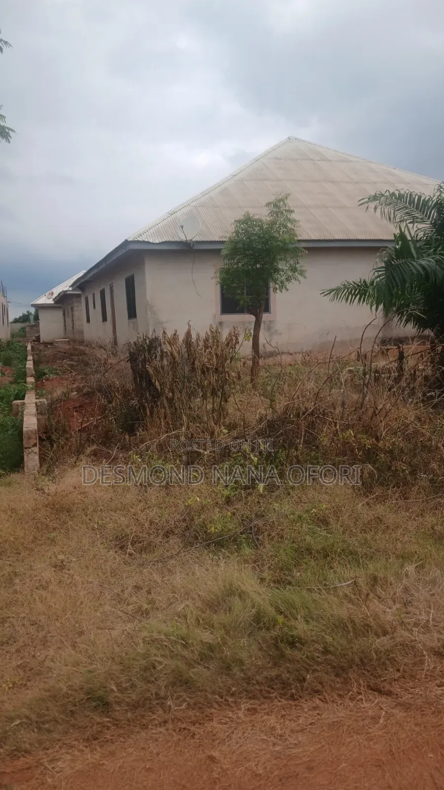 6bdrm House in Mampong Municipal for sale