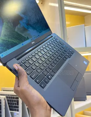 Laptop Dell Latitude 7490 8GB Intel Core i7 SSD 256GB