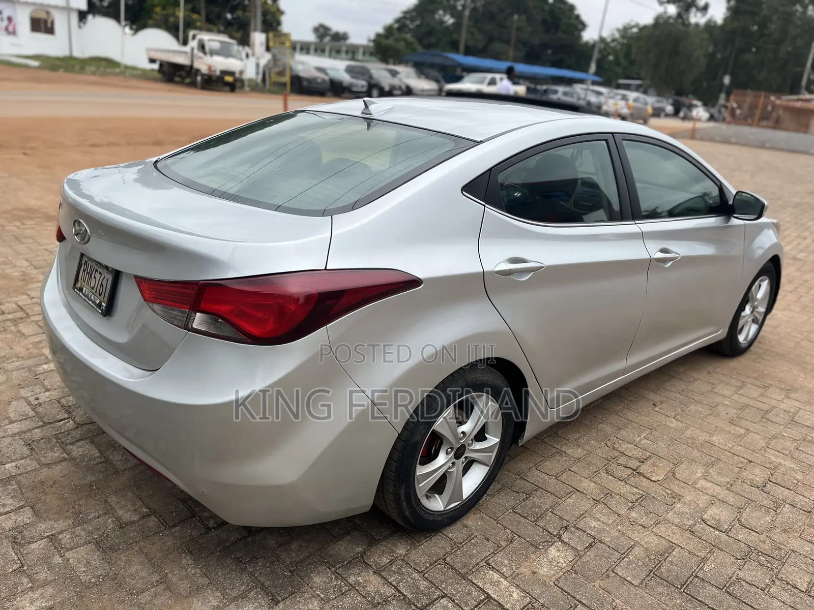 Hyundai Elantra 2015 Silver