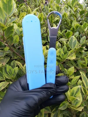 Tongue Scraper