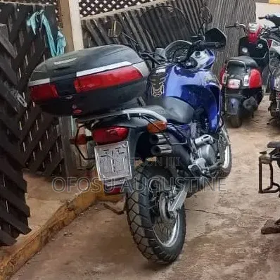 Honda Transalp XL600V 2003 Blue