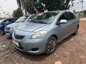 Toyota Belta 2010 Blue