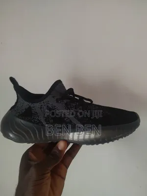 YEEZYS Sneakers