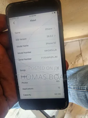 Apple iPhone SE 64 GB Black