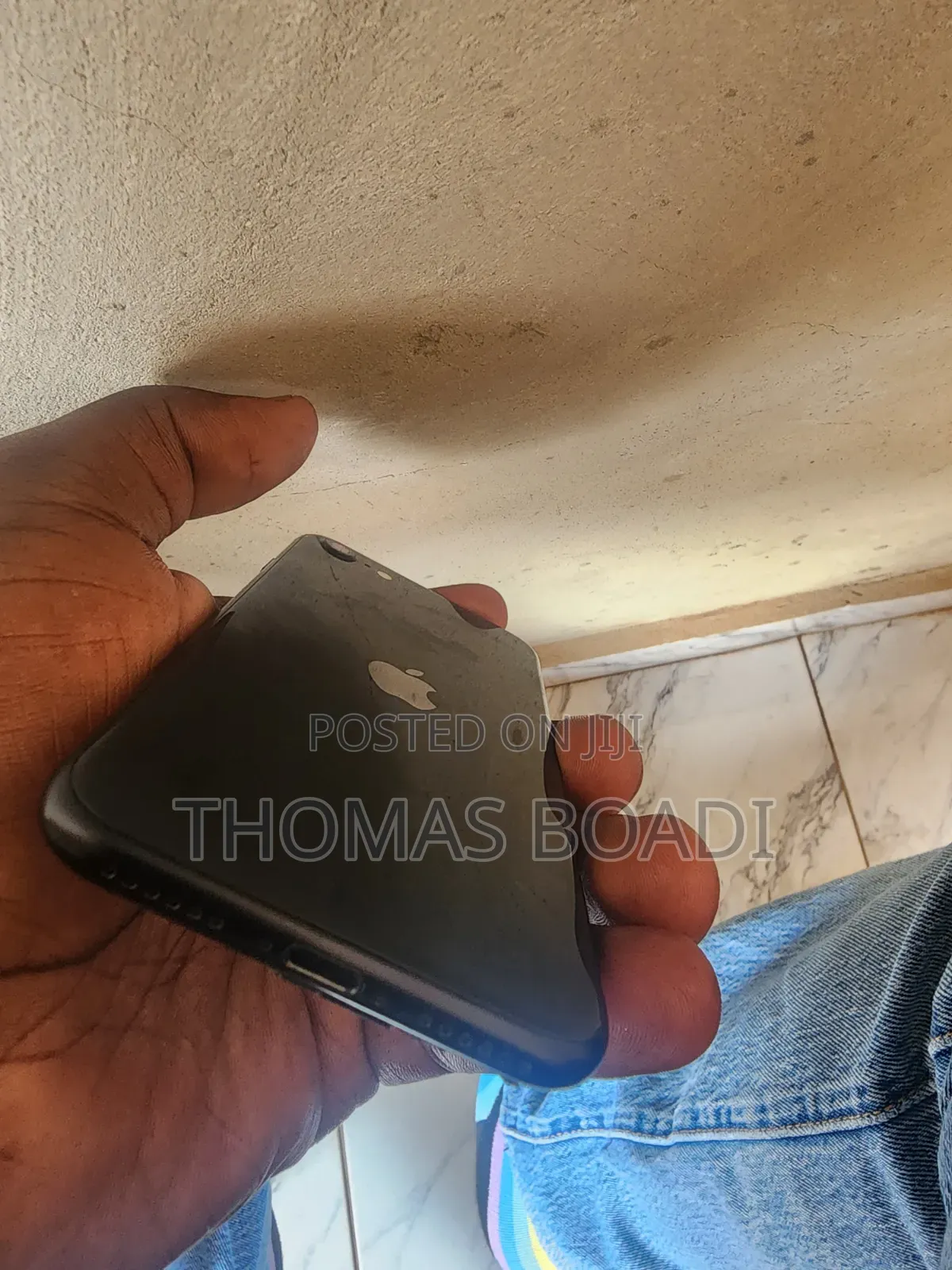 Apple iPhone SE 64 GB Black