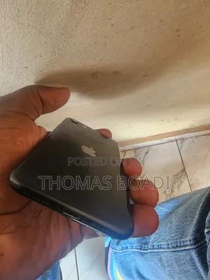 Apple iPhone SE 64 GB Black