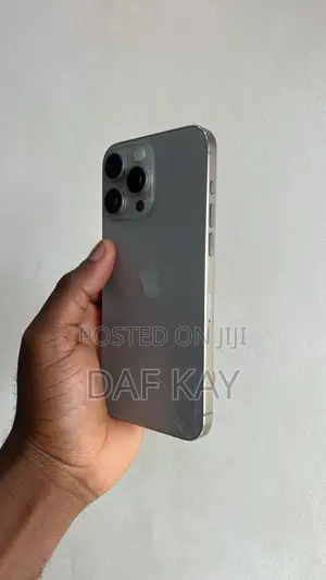 Apple iPhone 15 Pro Max 512 GB Gray