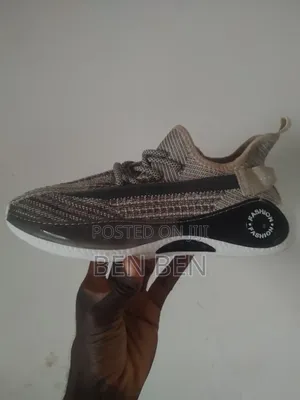 Fashion Yeezys Sneakers