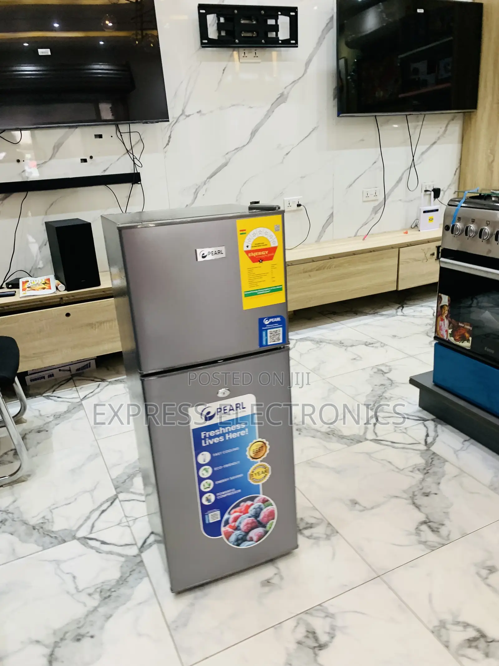 Grab Your Pearl PF-216TBG-5E 136L Double-Door Top-Freezer Refrigerator