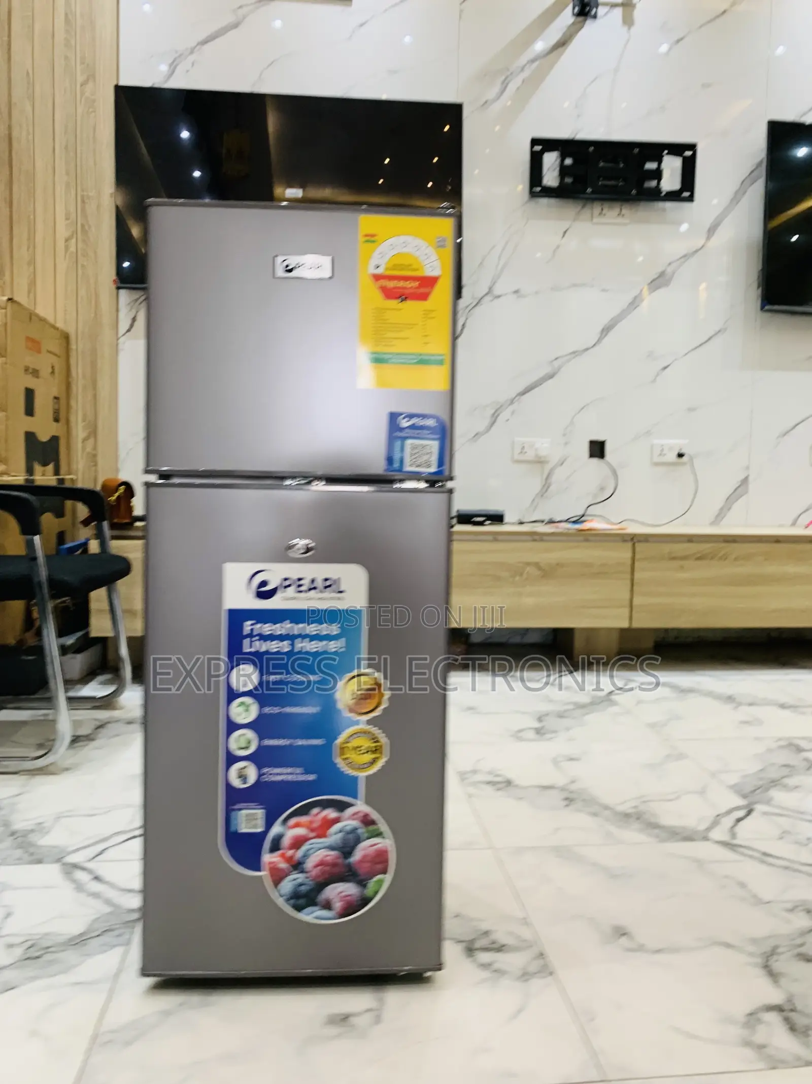 Hot Deals Pearl PF-216TBG-5E 136L Double-Door Top-Freezer Refrigerator