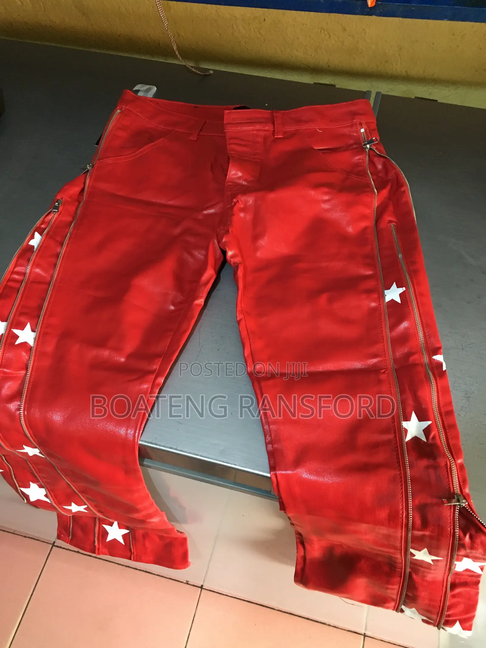 Amiri Down
