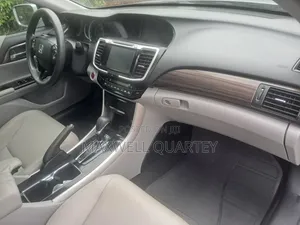 Honda Accord 2016 Silver