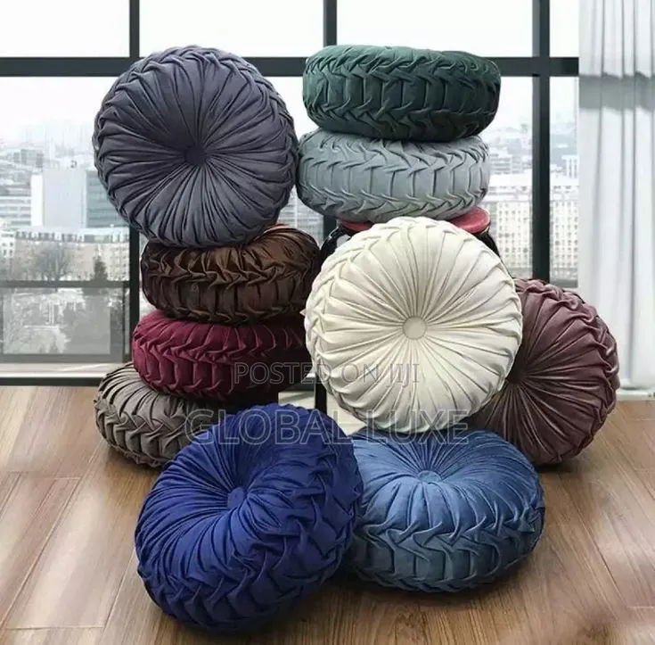 Luxury Throw Pillow – Soft Decorative Cushion