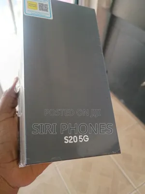 New Samsung Galaxy S20 128 GB Gray