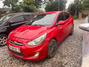 Hyundai Accent 2015 Red