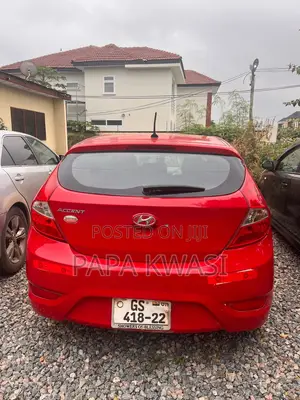 Hyundai Accent 2015 Red