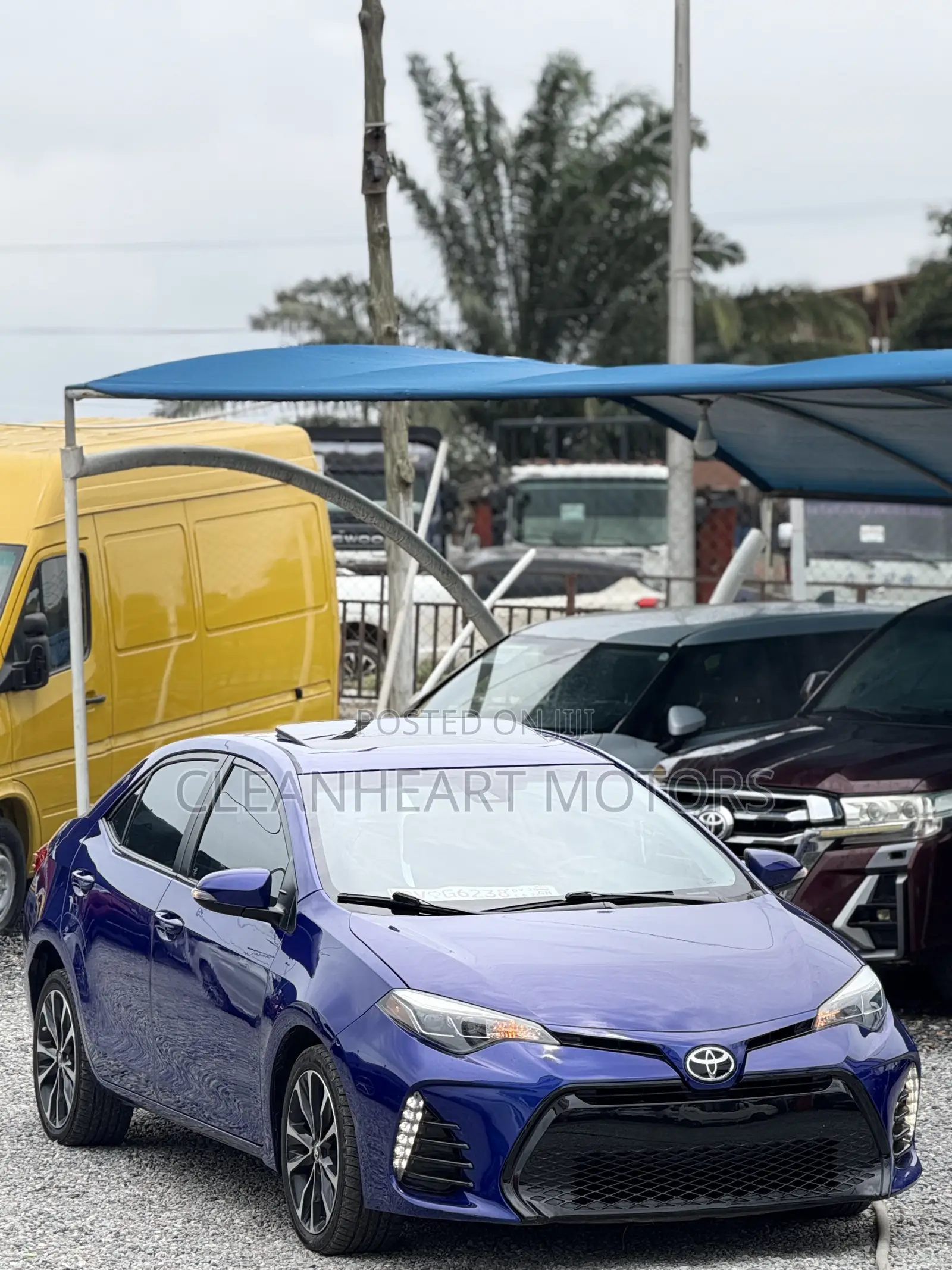 Toyota Corolla SE Special Edition 4dr Sedan (1.8L 4cyl CVT) 2017 Blue