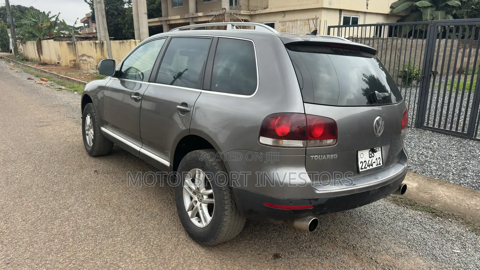 Volkswagen Touareg V6 TDI 2010 Gray