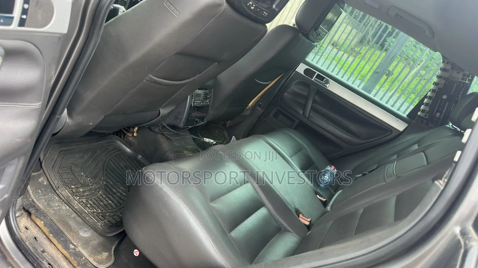 Volkswagen Touareg V6 TDI 2010 Gray