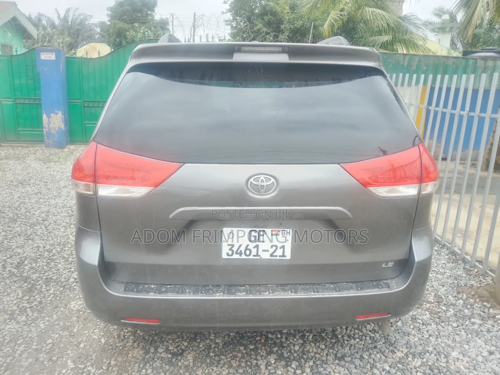 Toyota Sienna 2011 Gray