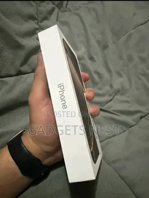 New Apple iPhone 16 Pro Max 1 TB Gold