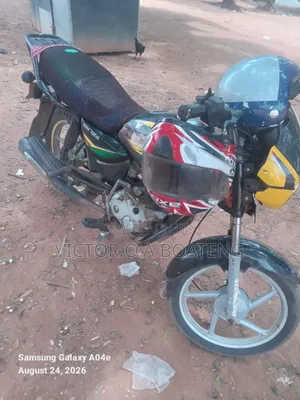 Bajaj Boxer 150 UG 2018 Red