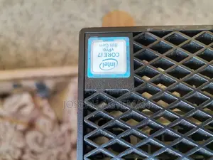Desktop Computer Dell OptiPlex 7060 8GB Intel Core i7 SSD 256GB
