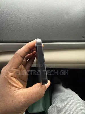 Apple iPhone 16e 128 GB Black