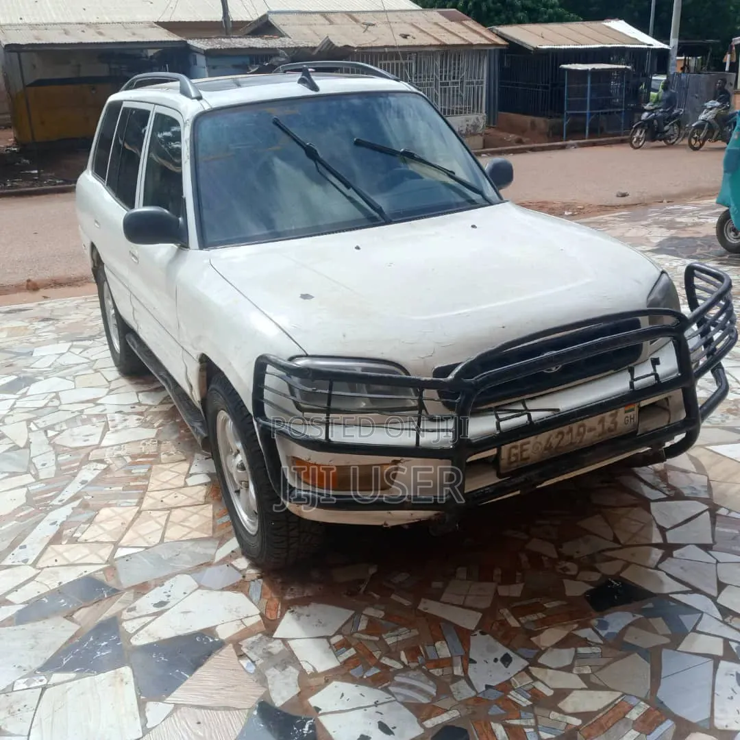 Toyota RAV4 2007 White