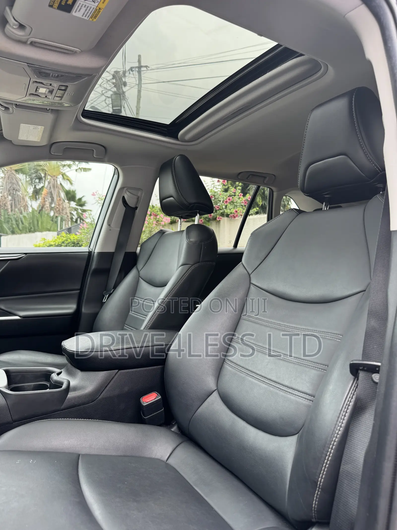 Toyota RAV4 XLE Premium 2021 Gray
