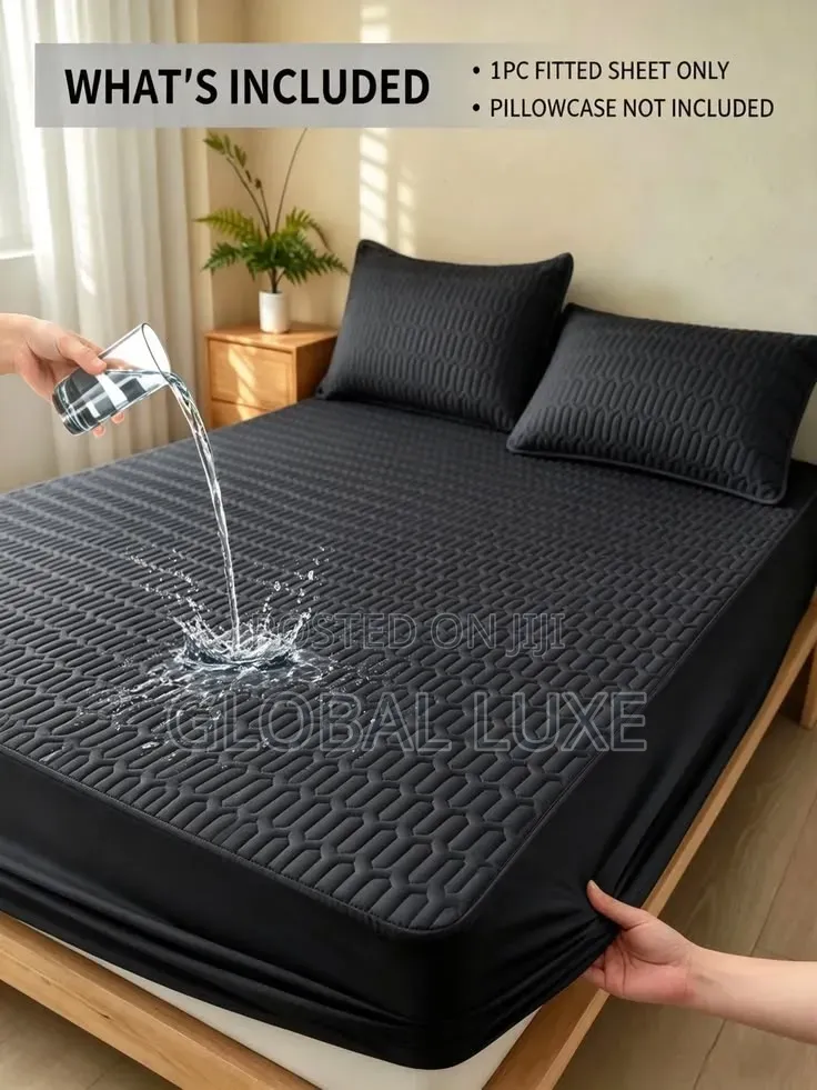 Waterproof Fitted Bedsheet – Mattress Protector