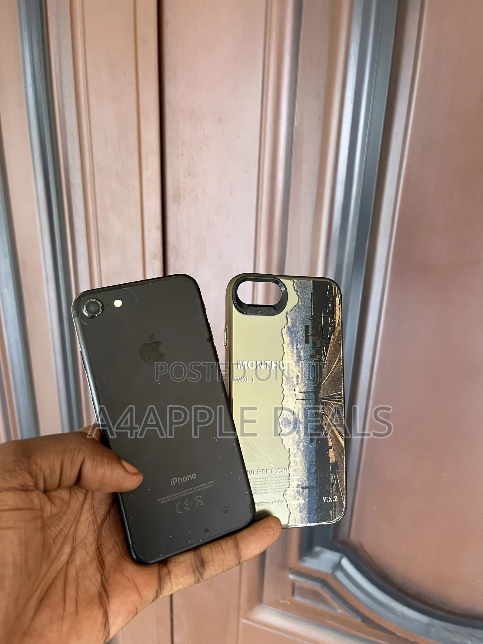 Apple iPhone 7 32 GB Black