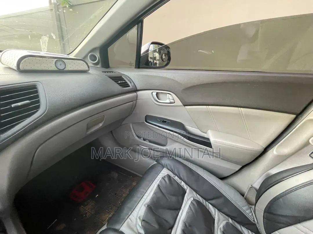 Honda Civic 2012 Gray