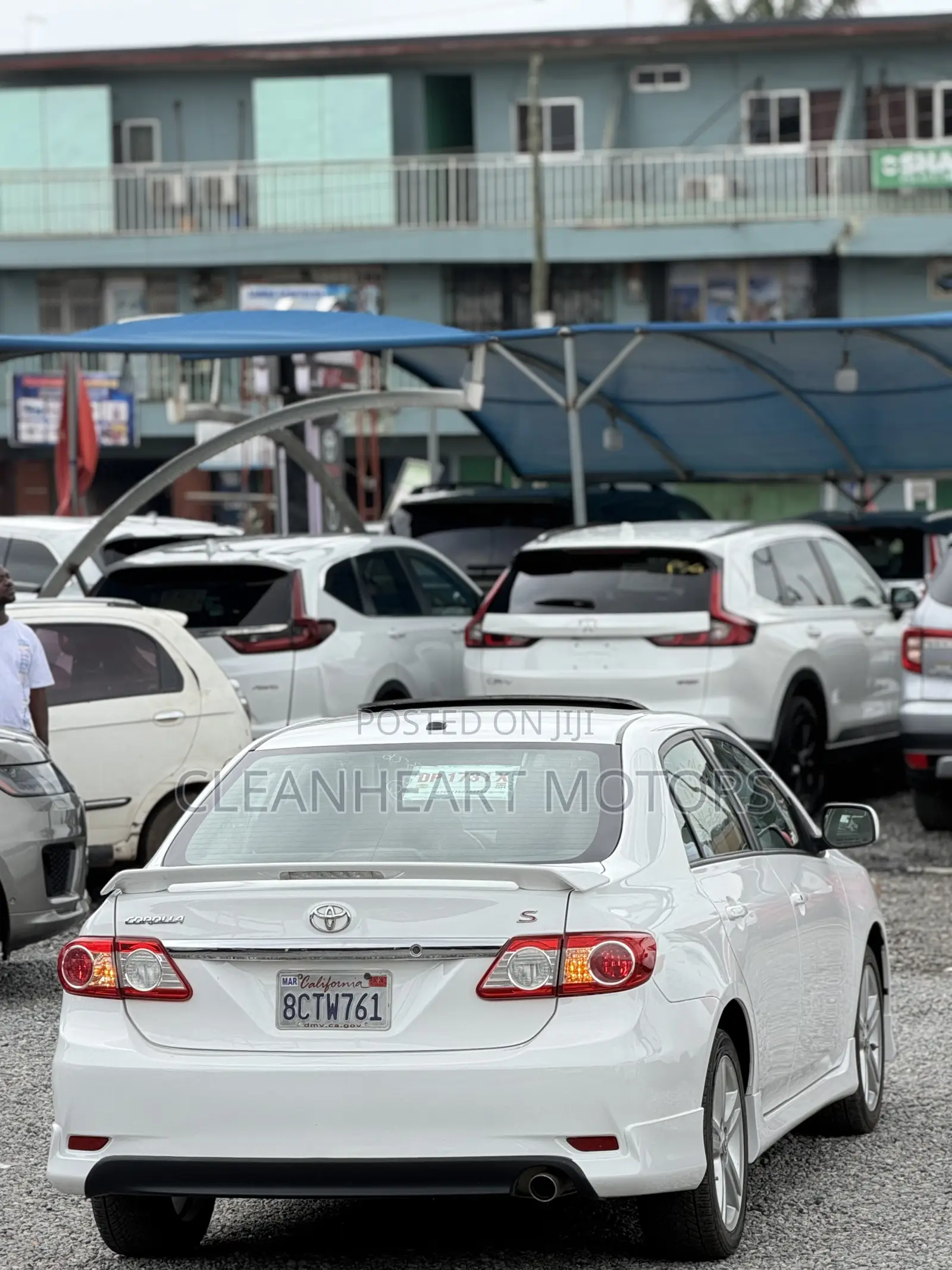 Toyota Corolla S 5-Speed 2013 White