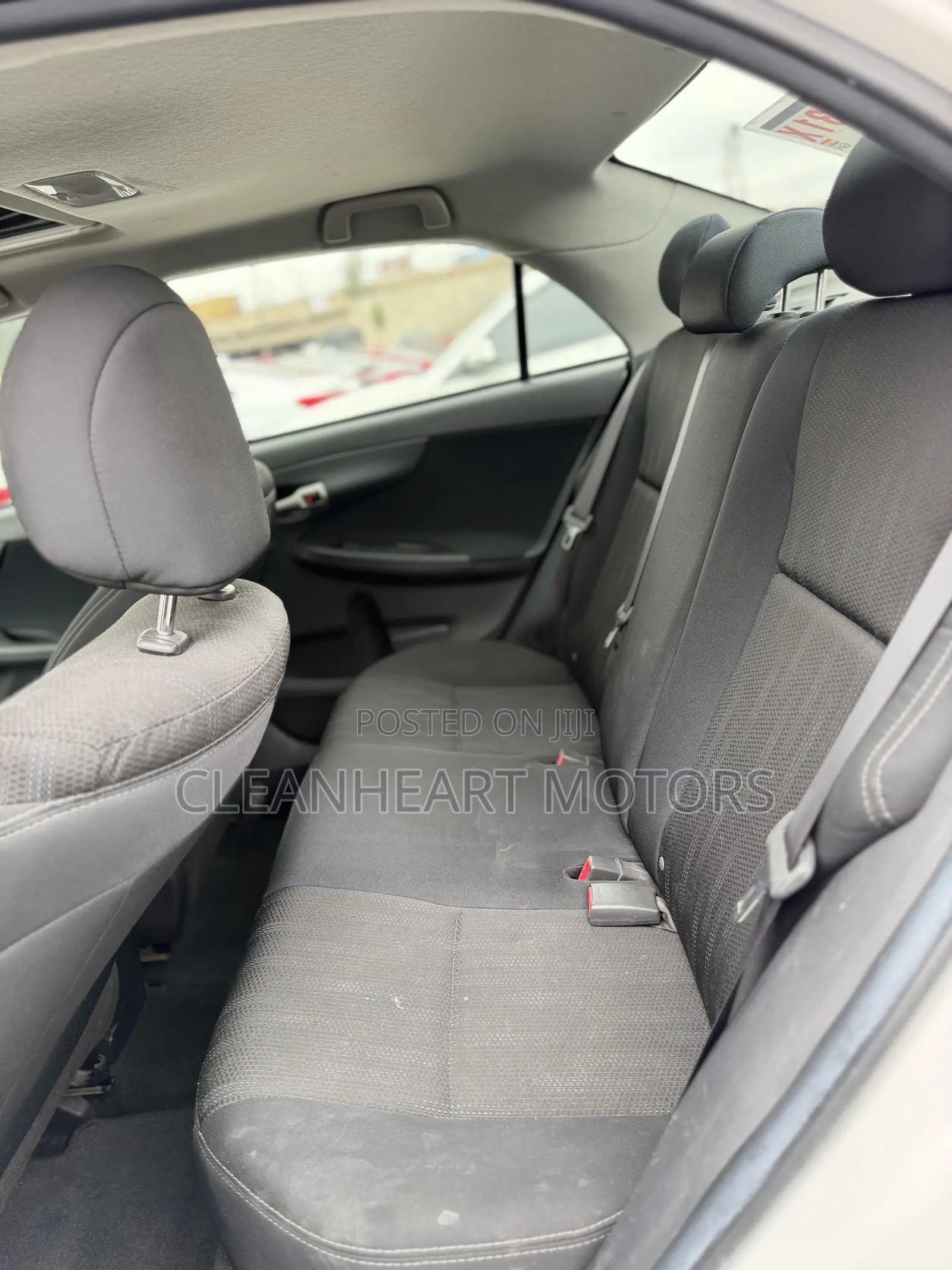 Toyota Corolla S 5-Speed 2013 White