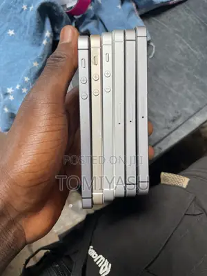 Apple iPhone SE 16 GB